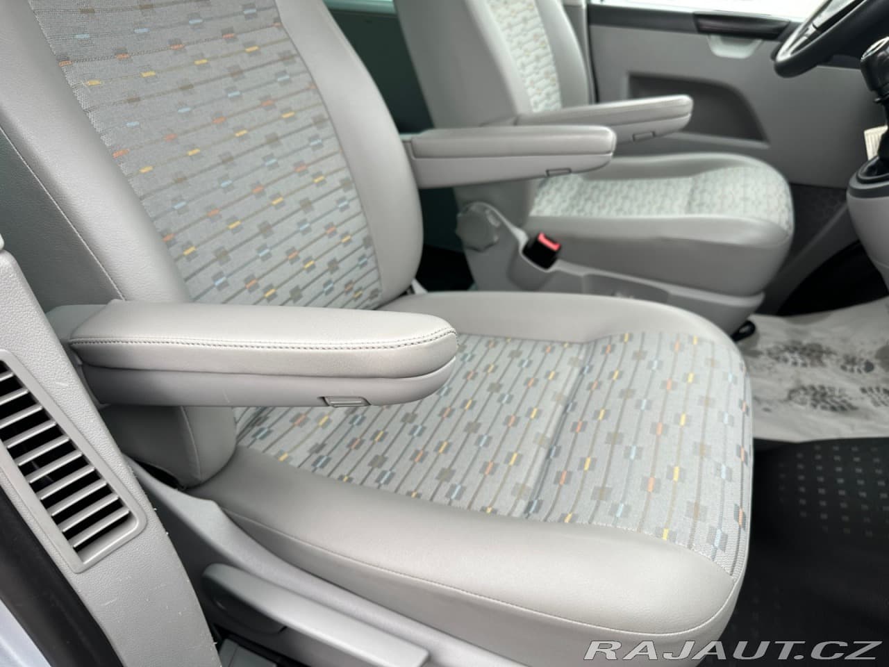 2002 Volkswagen Transporter - 17