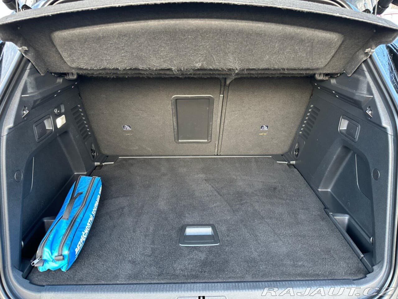 2018 Peugeot 3008 - 13
