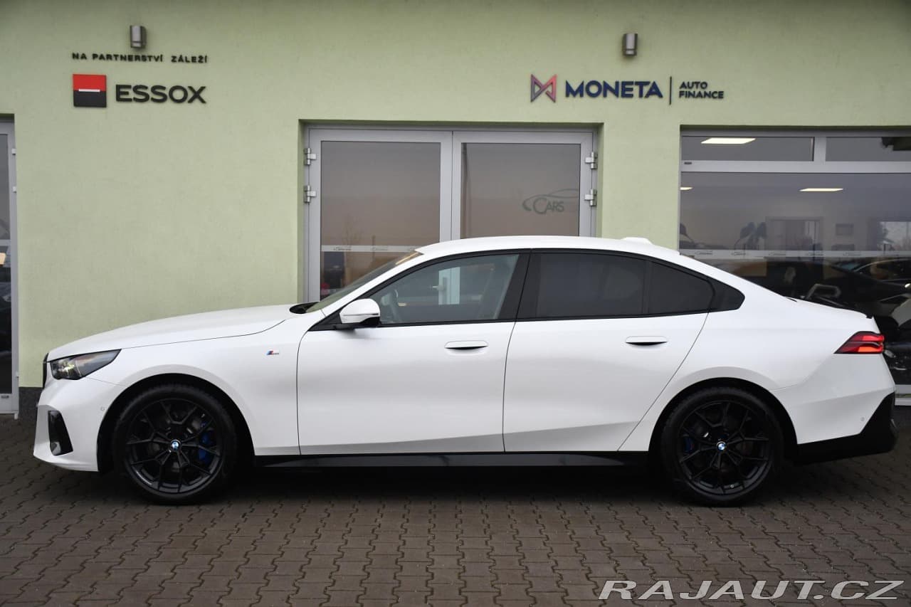 2024 BMW 5-Series - 12