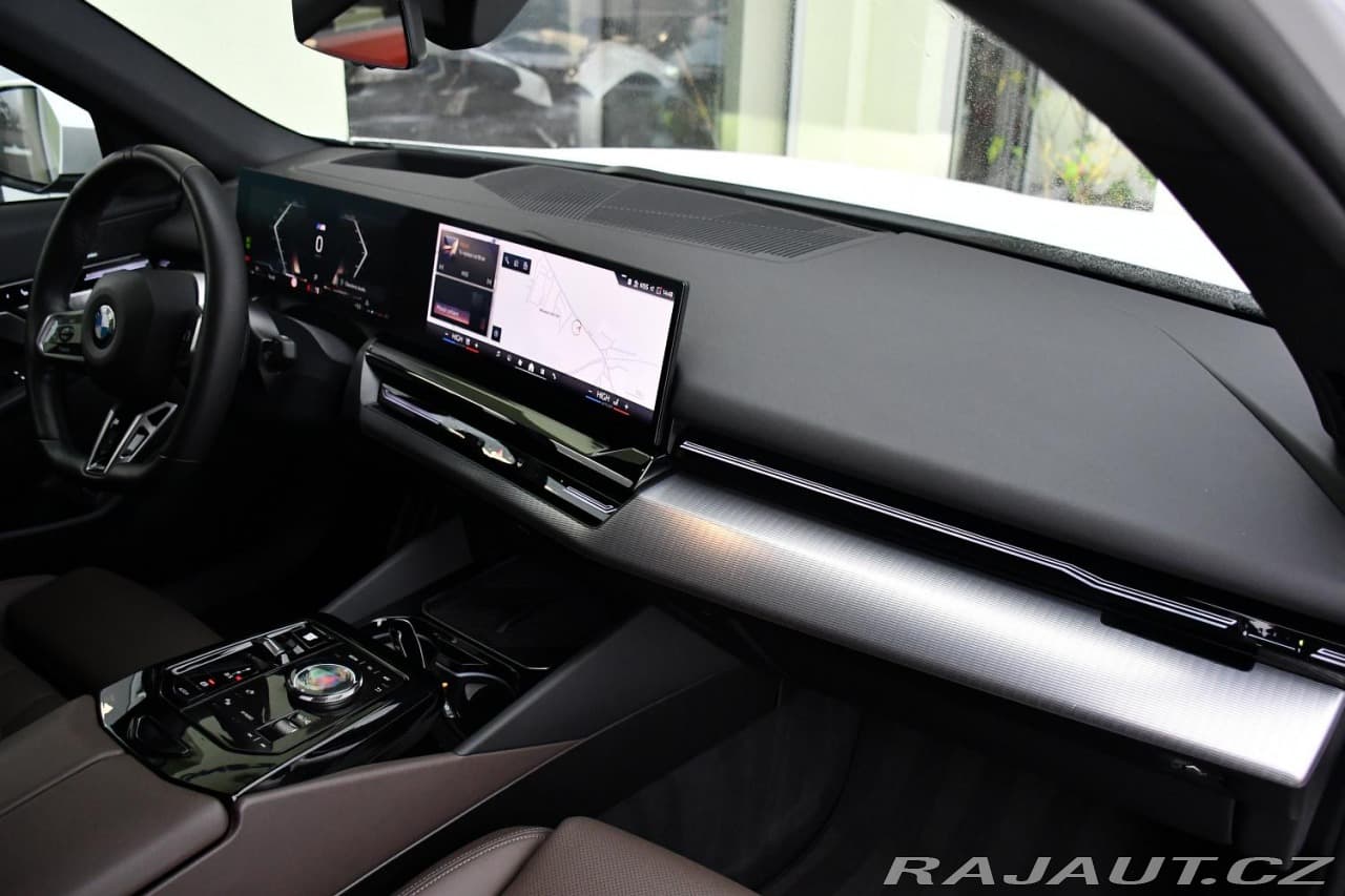 2024 BMW 5-Series - 18