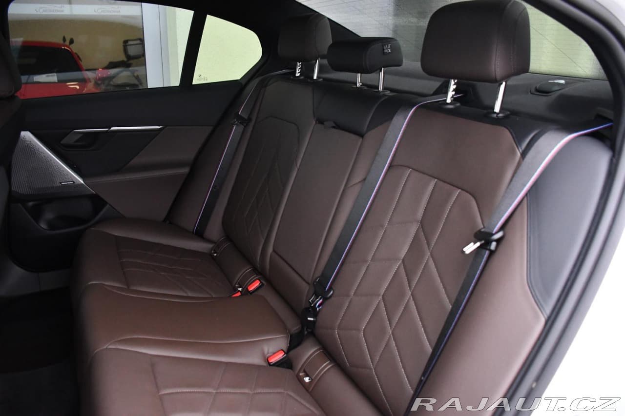 2024 BMW 5-Series - 20