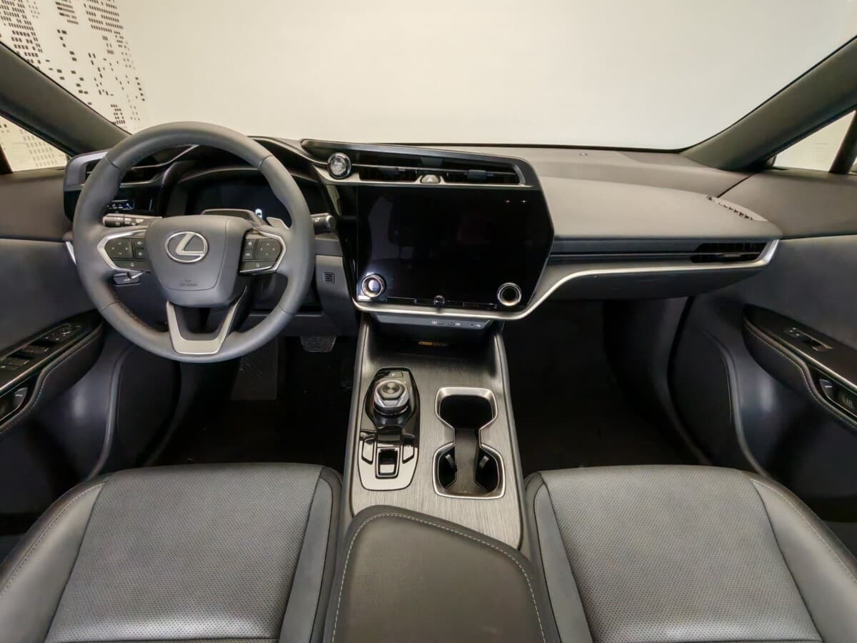 2023 Lexus Ostatní - 14