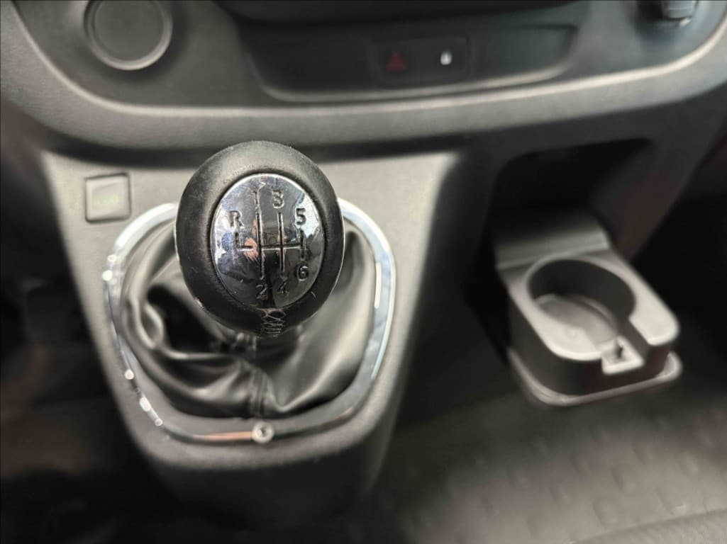 2018 Renault Trafic - 12