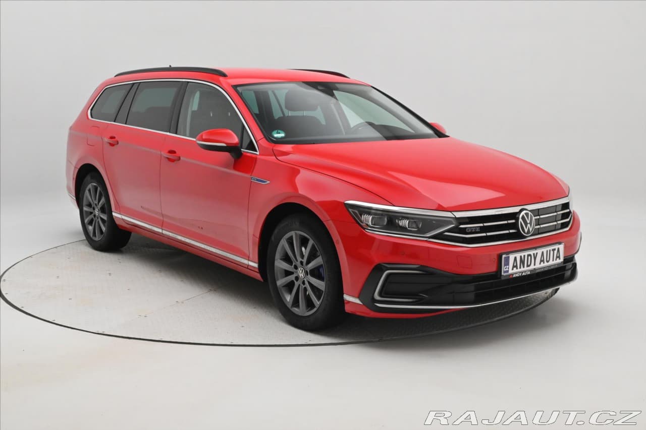 2021 Volkswagen Passat - 3
