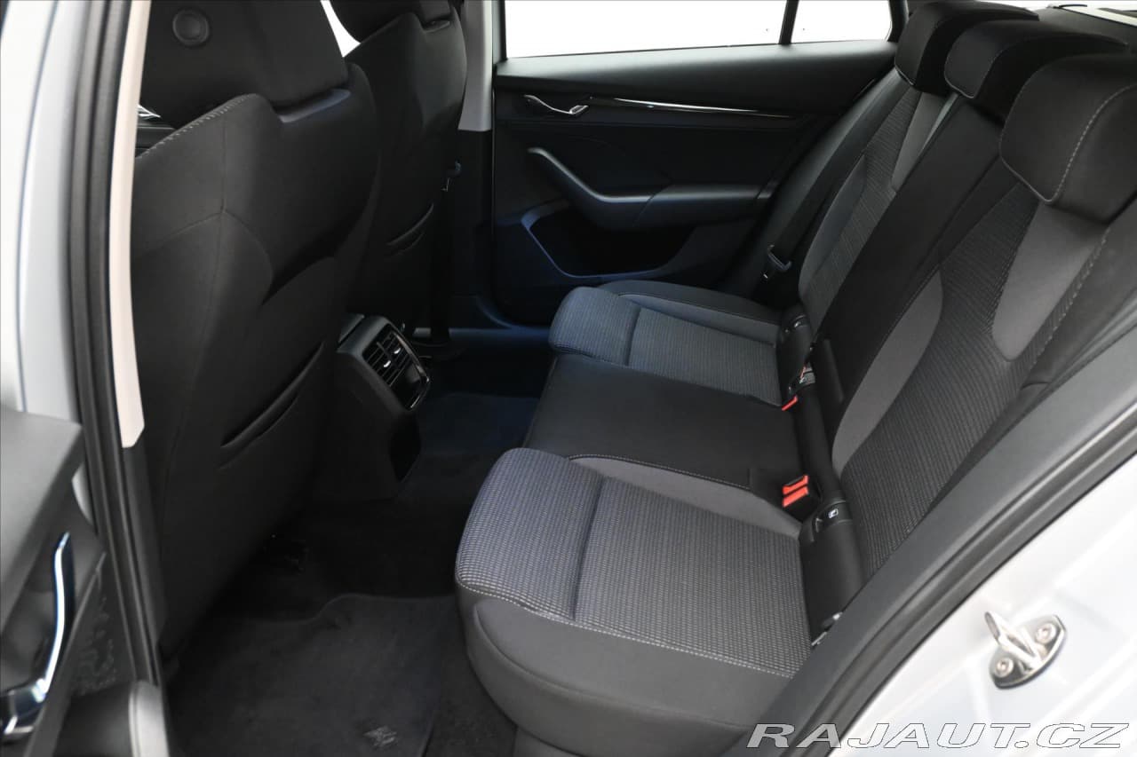 2023 Škoda Octavia - 14