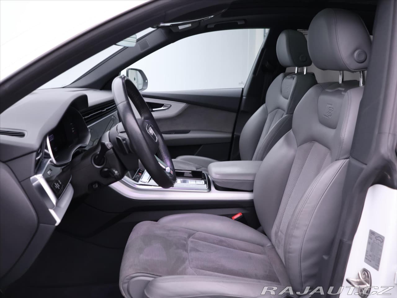 2020 Audi Q8 - 11