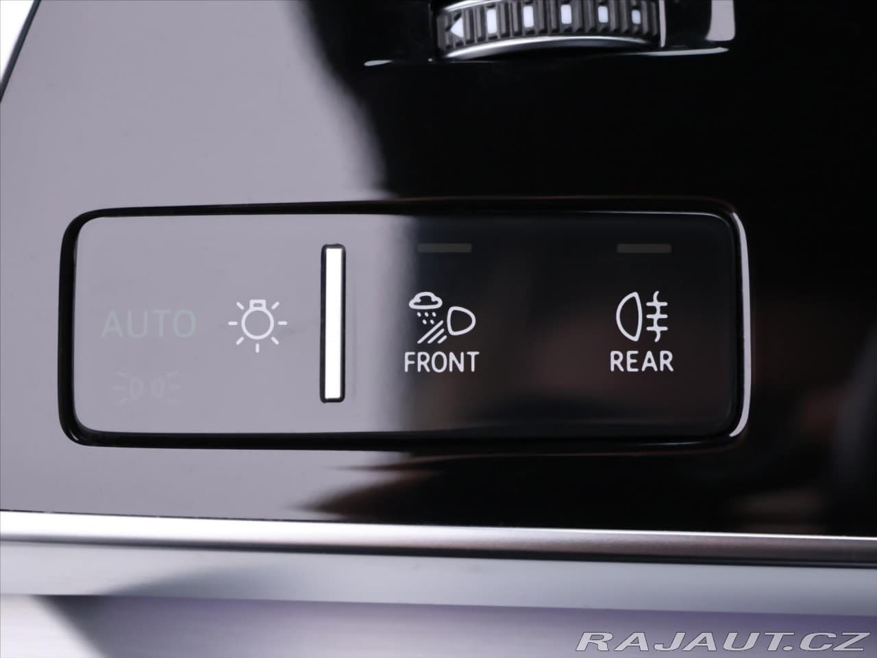 2020 Audi Q8 - 15