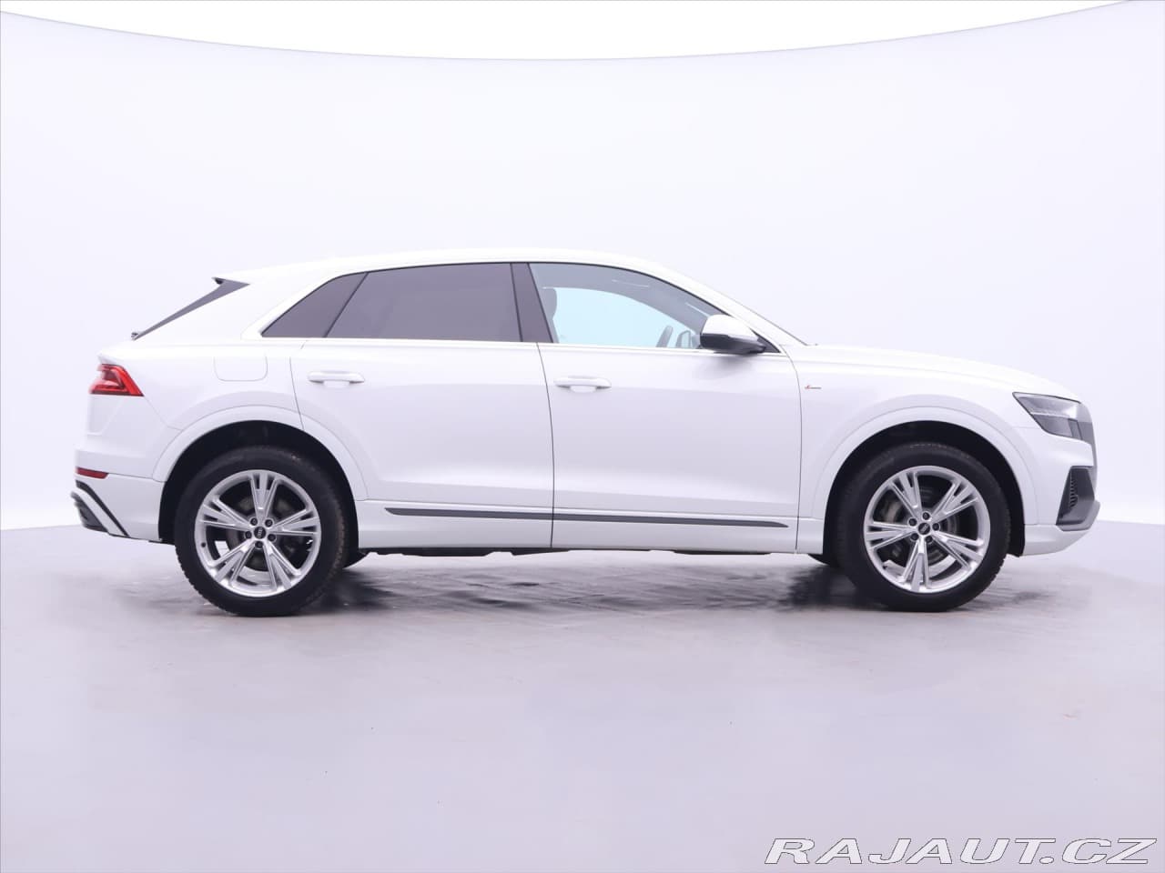 2020 Audi Q8 - 7