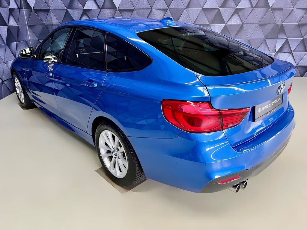 2019 BMW 3-SERIES - 5