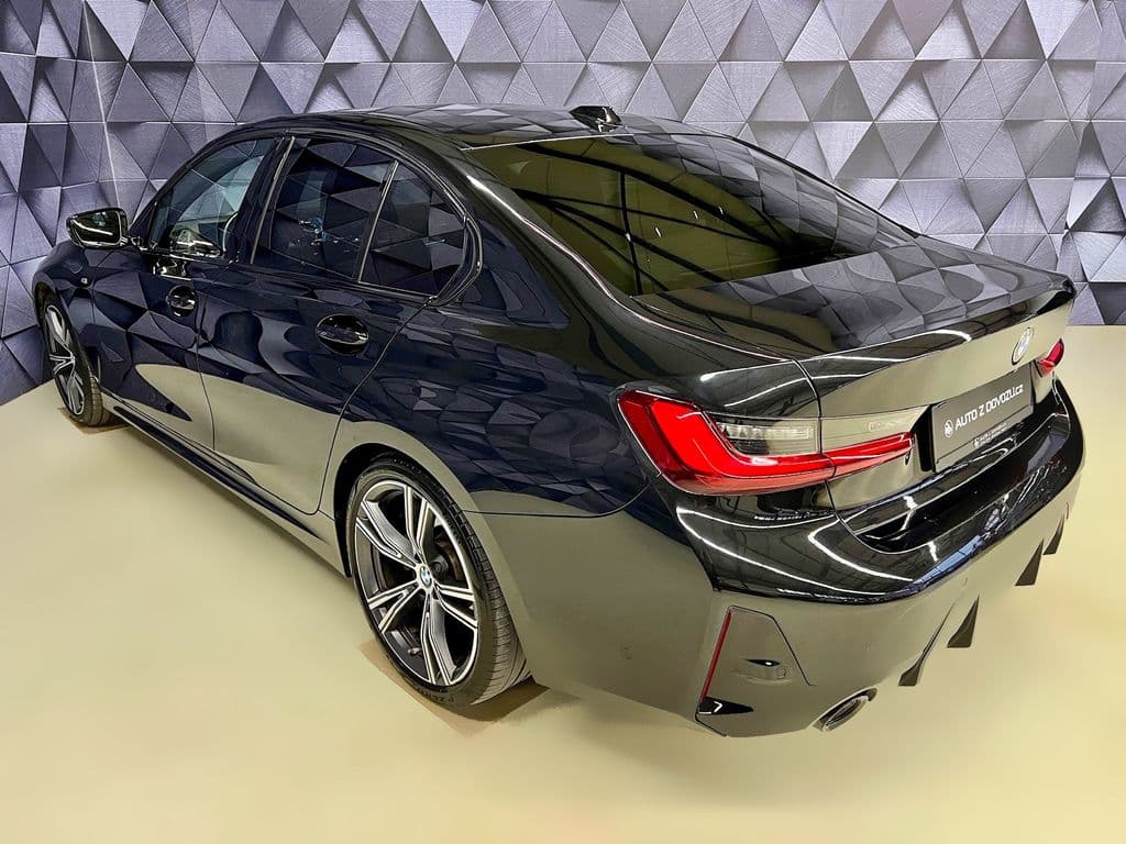 2023 BMW 3-Series - 5