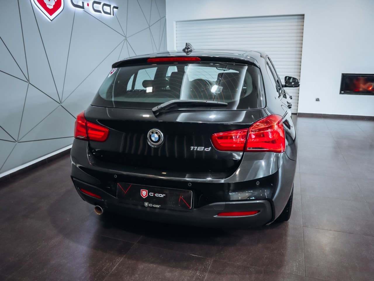 2017 BMW 1-SERIES - 6