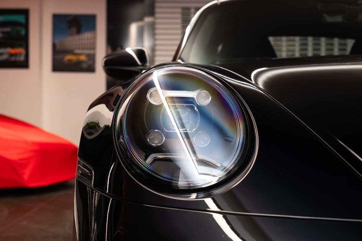 2023 Porsche 911 - 20