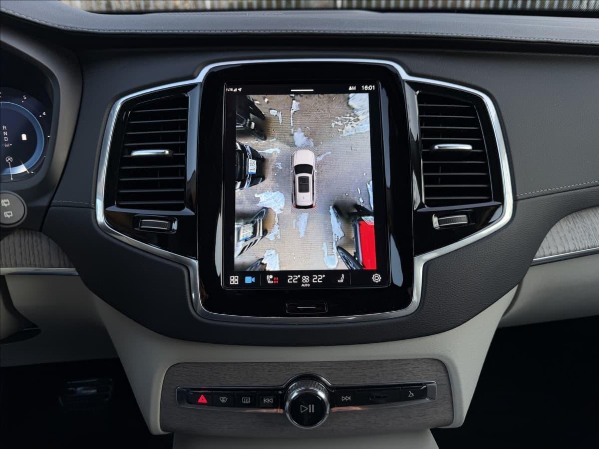 2022 Volvo Xc90 - 18