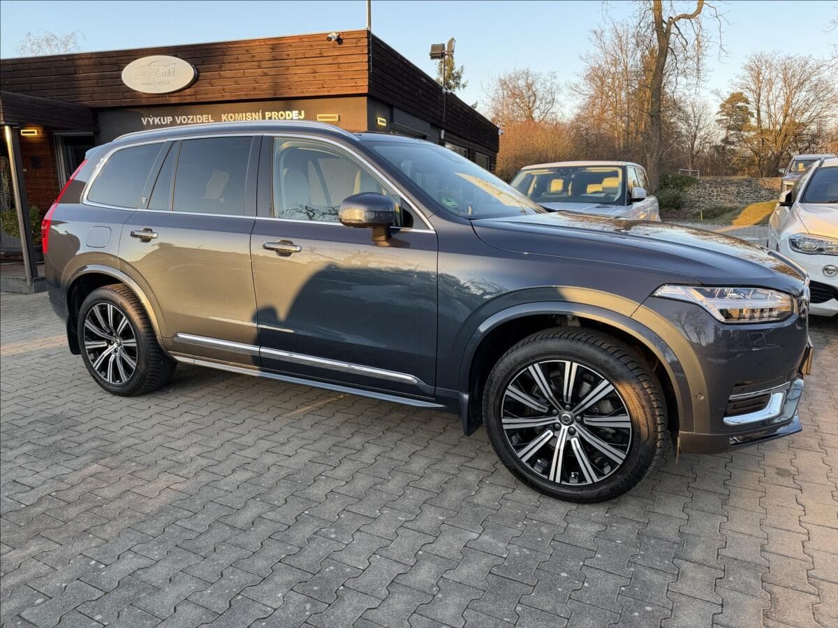2022 Volvo Xc90 - 4