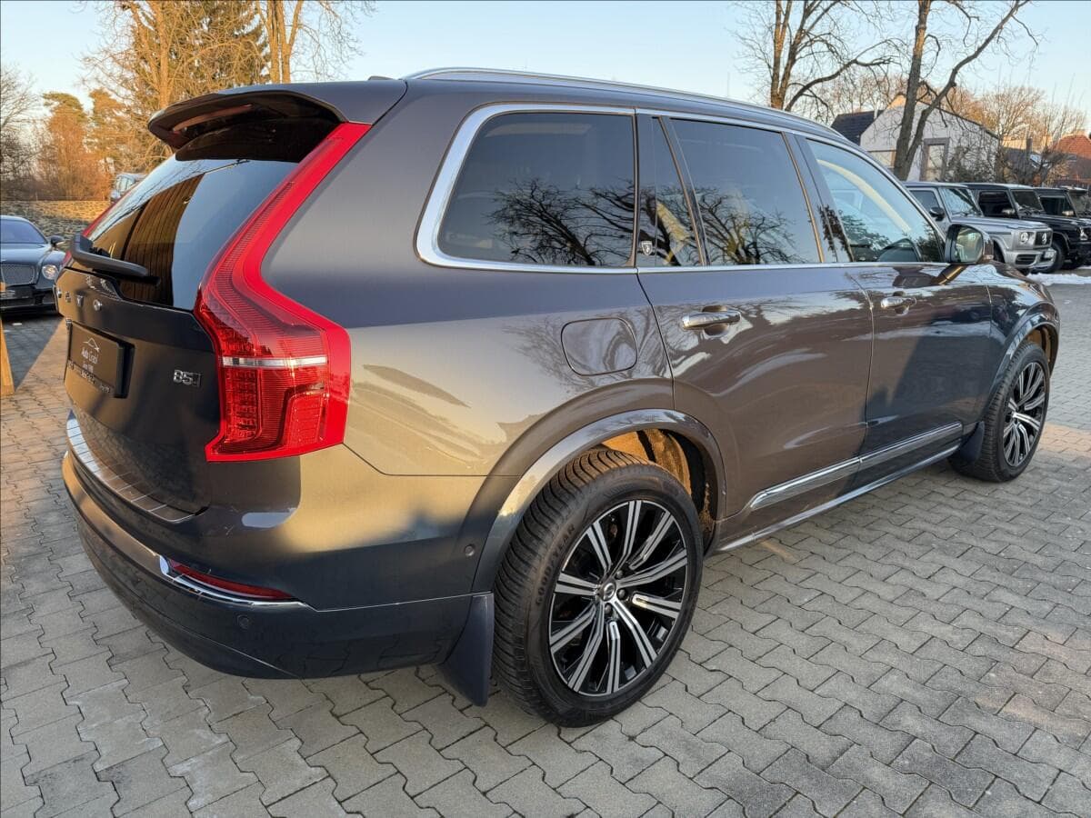 2022 Volvo Xc90 - 5