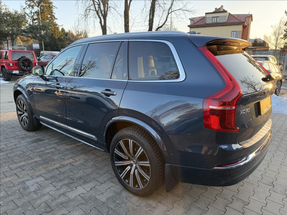 2022 Volvo Xc90 - 7