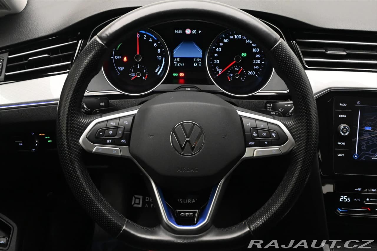 2020 Volkswagen Passat - 18