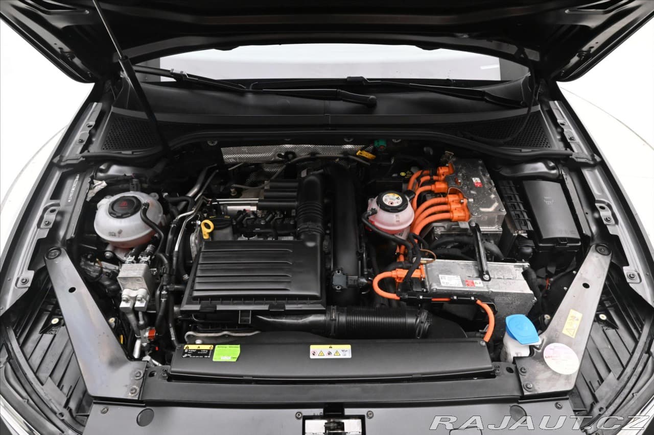 2020 Volkswagen Passat - 9