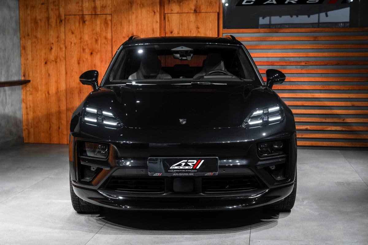 2025 Porsche Macan - 5