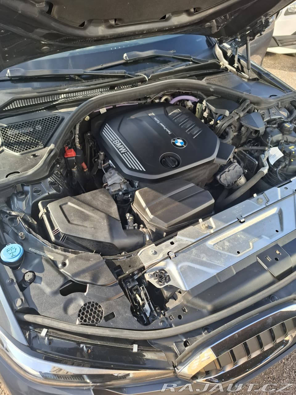 2021 BMW 3-Series - 11