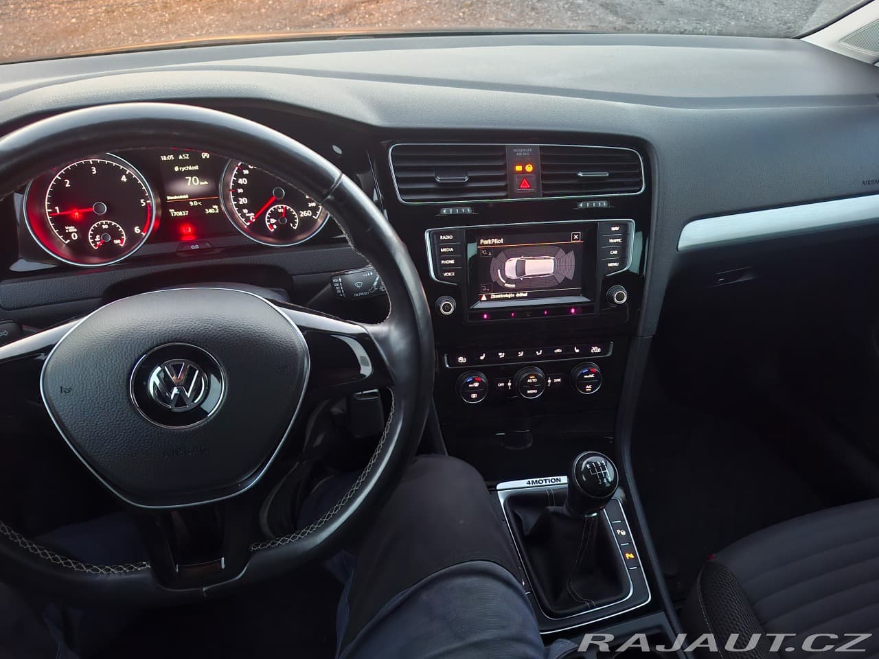 2016 Volkswagen Golf - 13