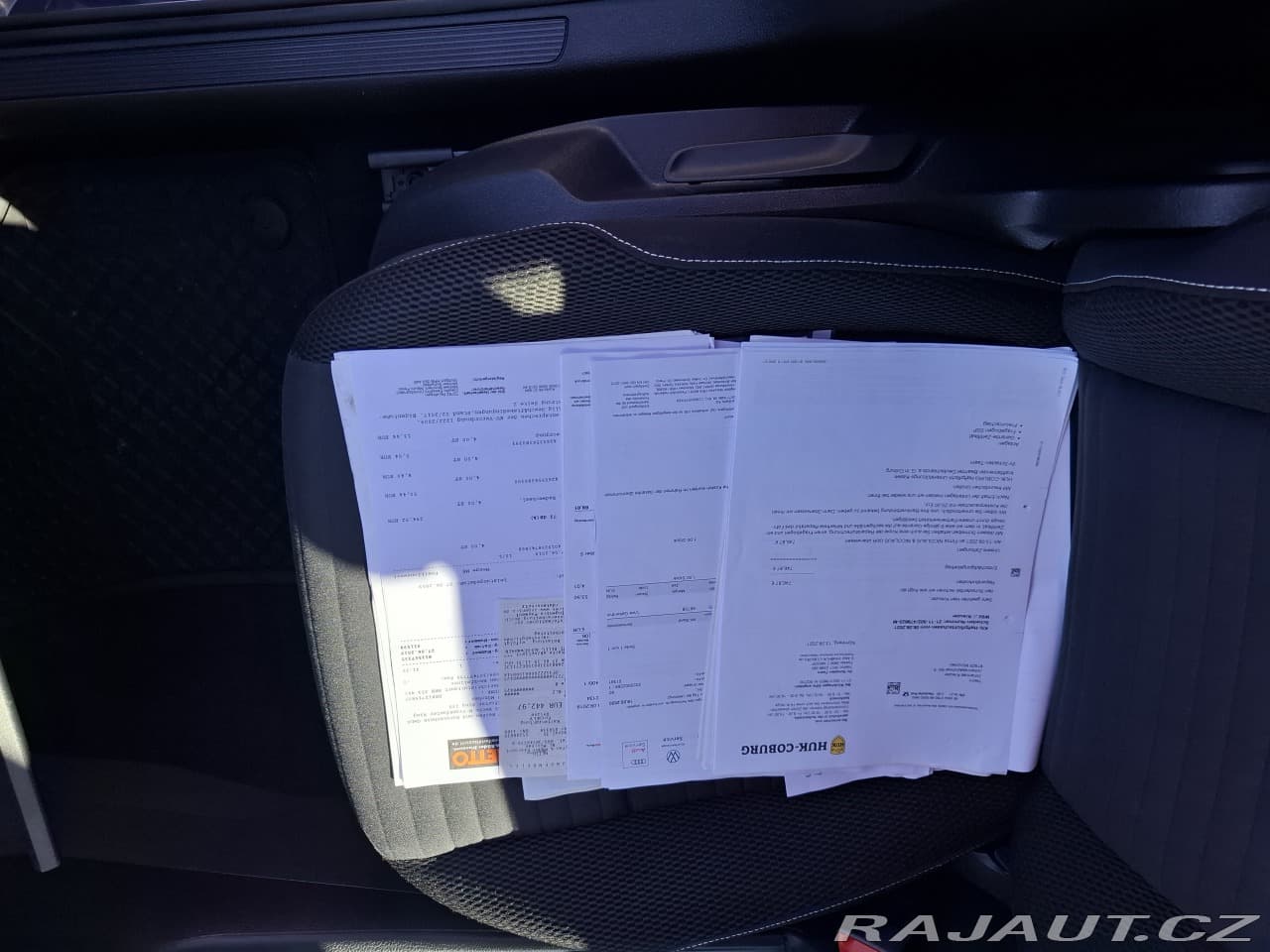 2016 Volkswagen Golf - 17