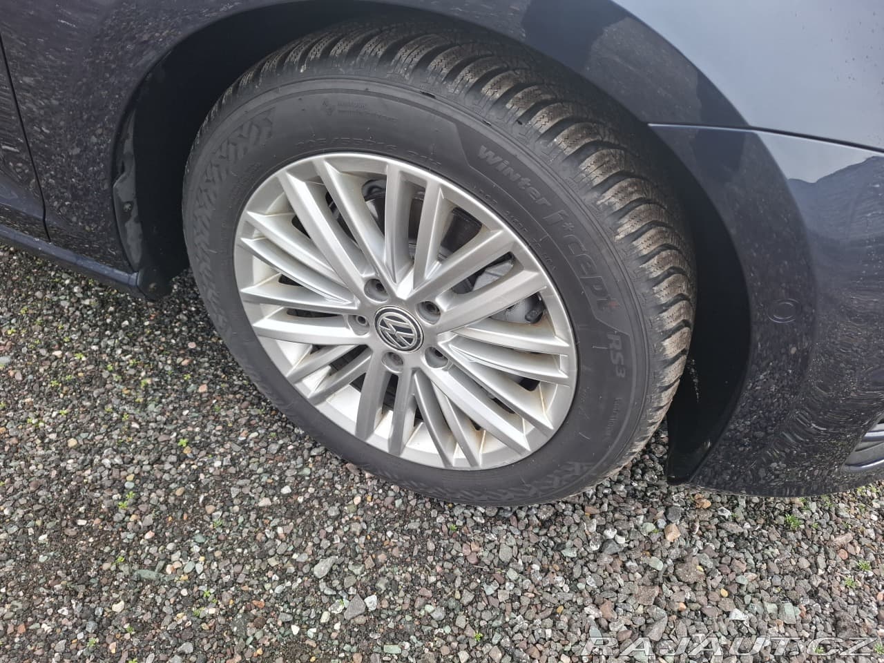 2016 Volkswagen Golf - 2