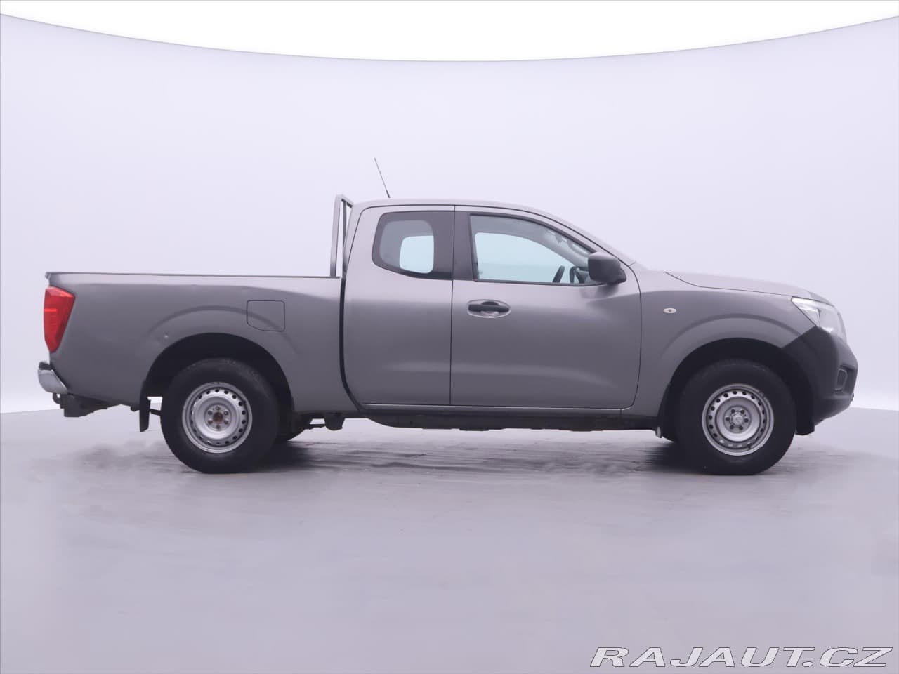 2017 Nissan Navara - 8