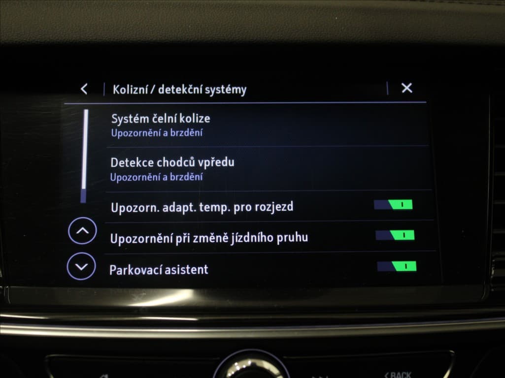 2019 Opel Insignia - 12