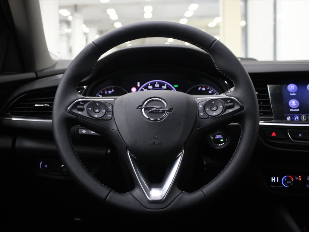 2019 Opel Insignia - 9