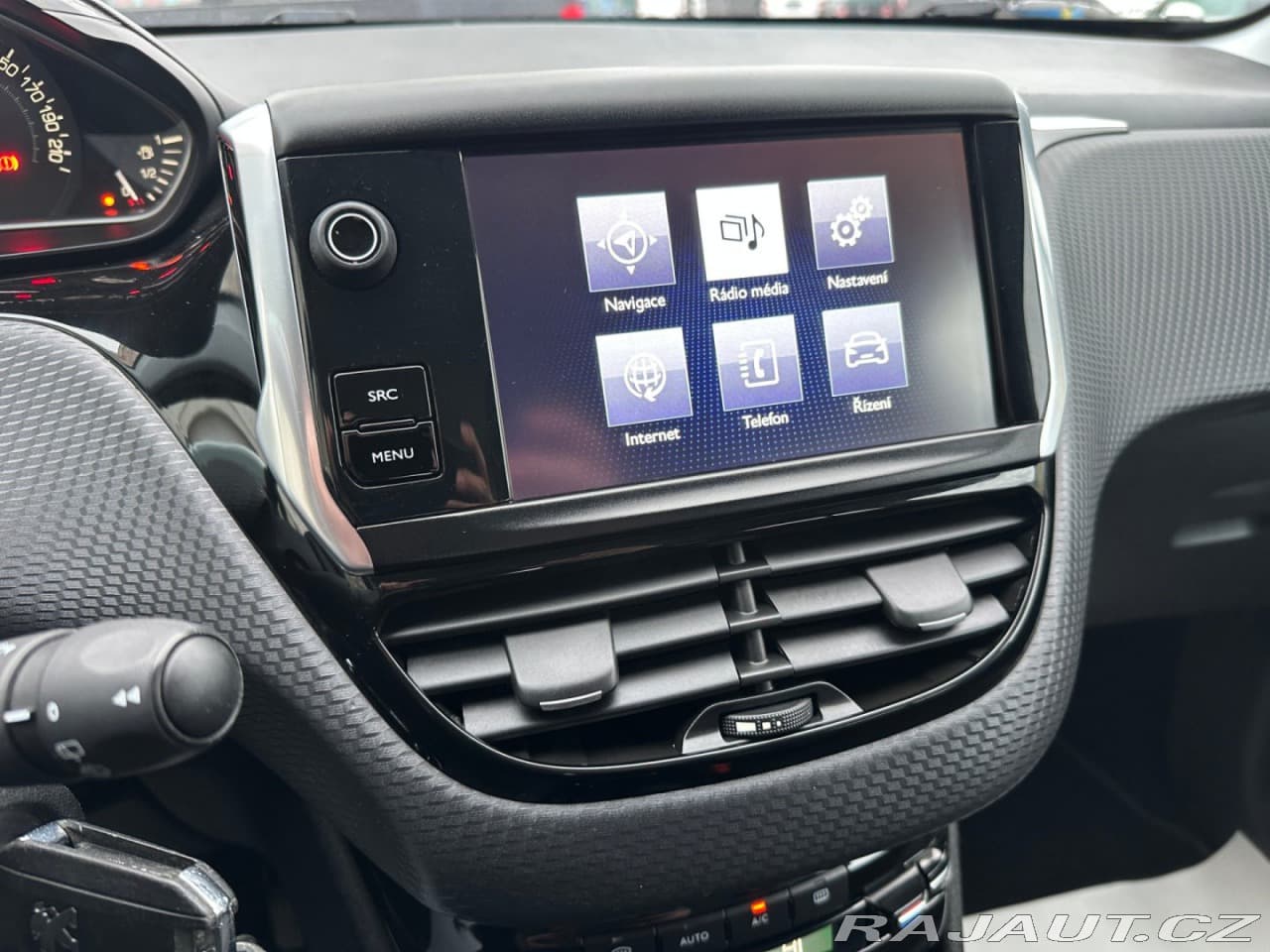 2016 Peugeot 2008 - 18