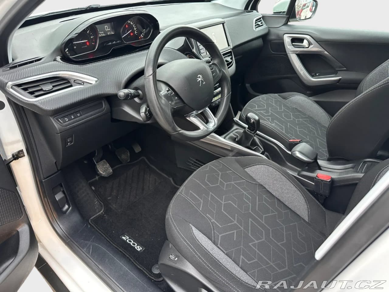 2016 Peugeot 2008 - 9