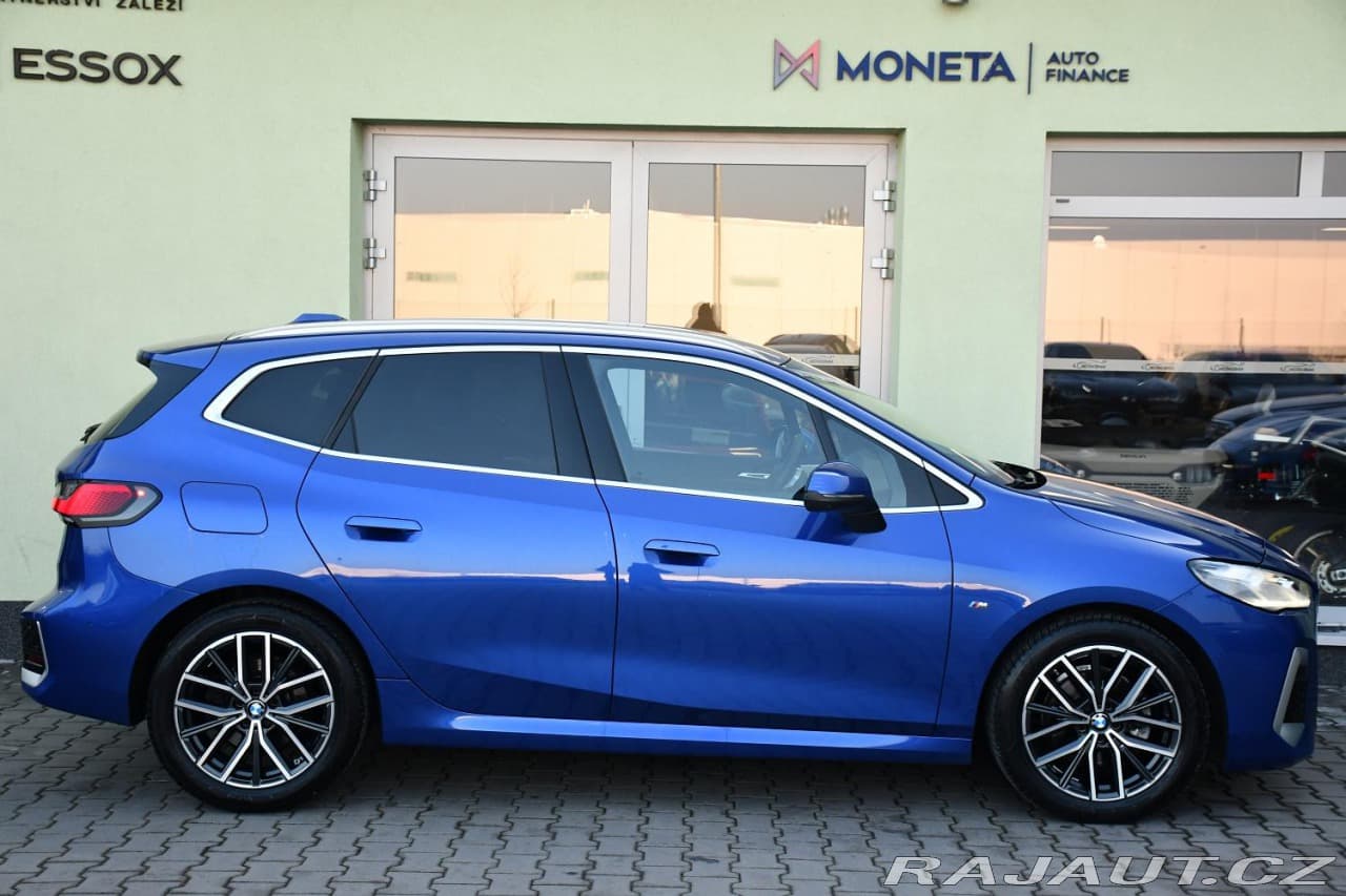 2024 BMW 2-Series - 12