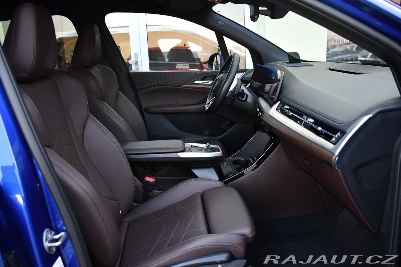 2024 BMW 2-Series - 18