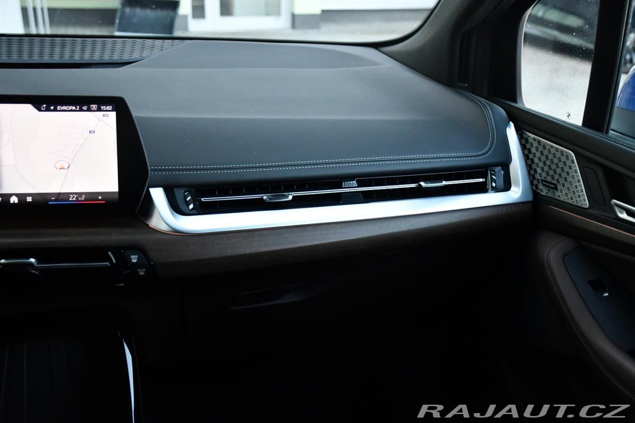 2024 BMW 2-Series - 8