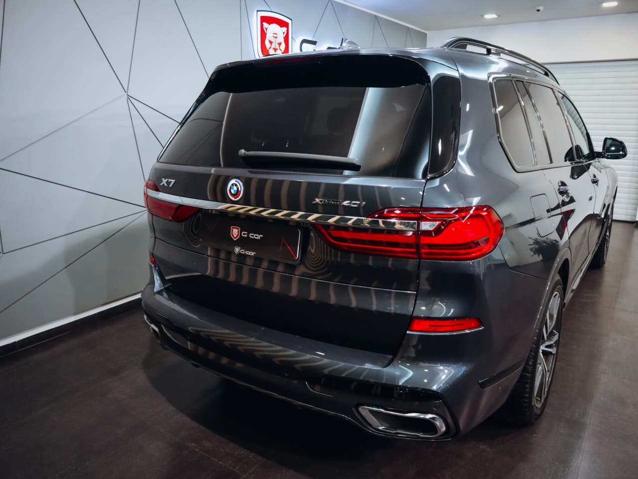 2022 BMW X7 - 6