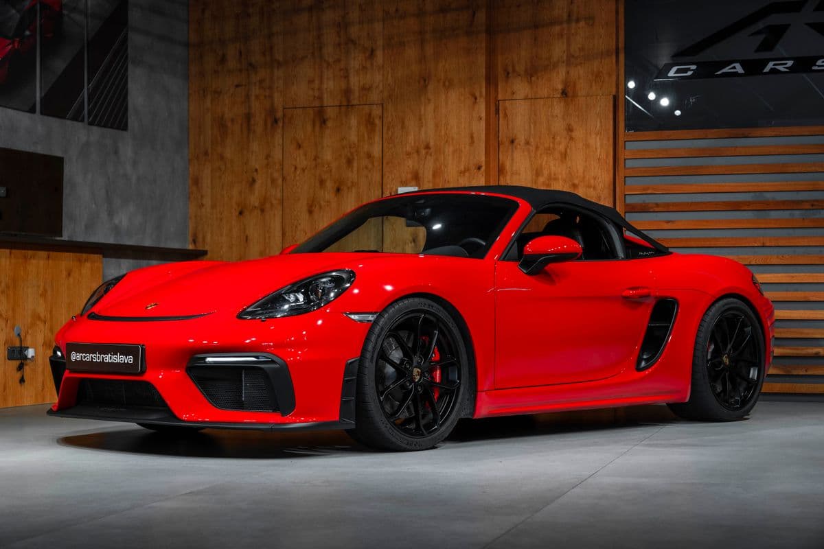2021 Porsche 718