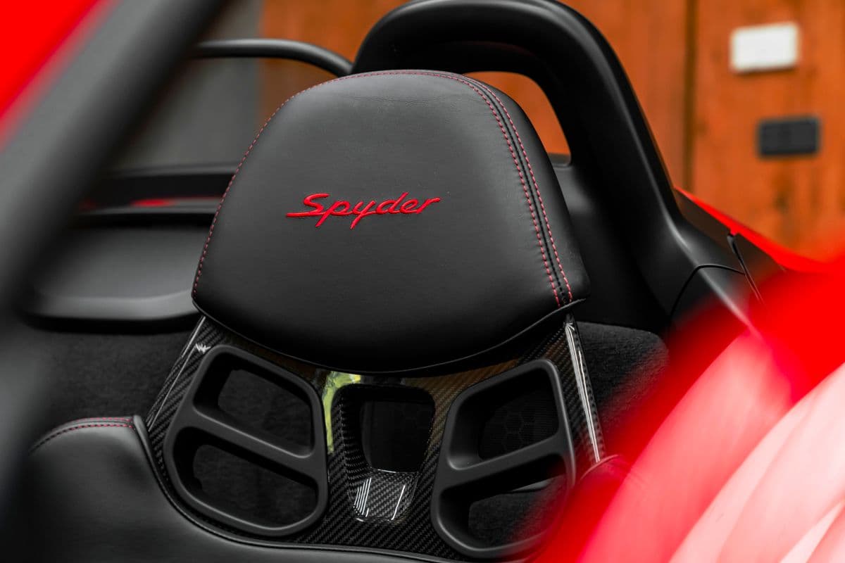 2021 Porsche 718 - 10