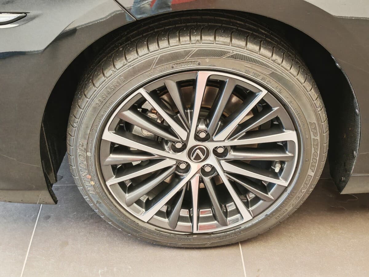 2025 Lexus Ostatní - 7