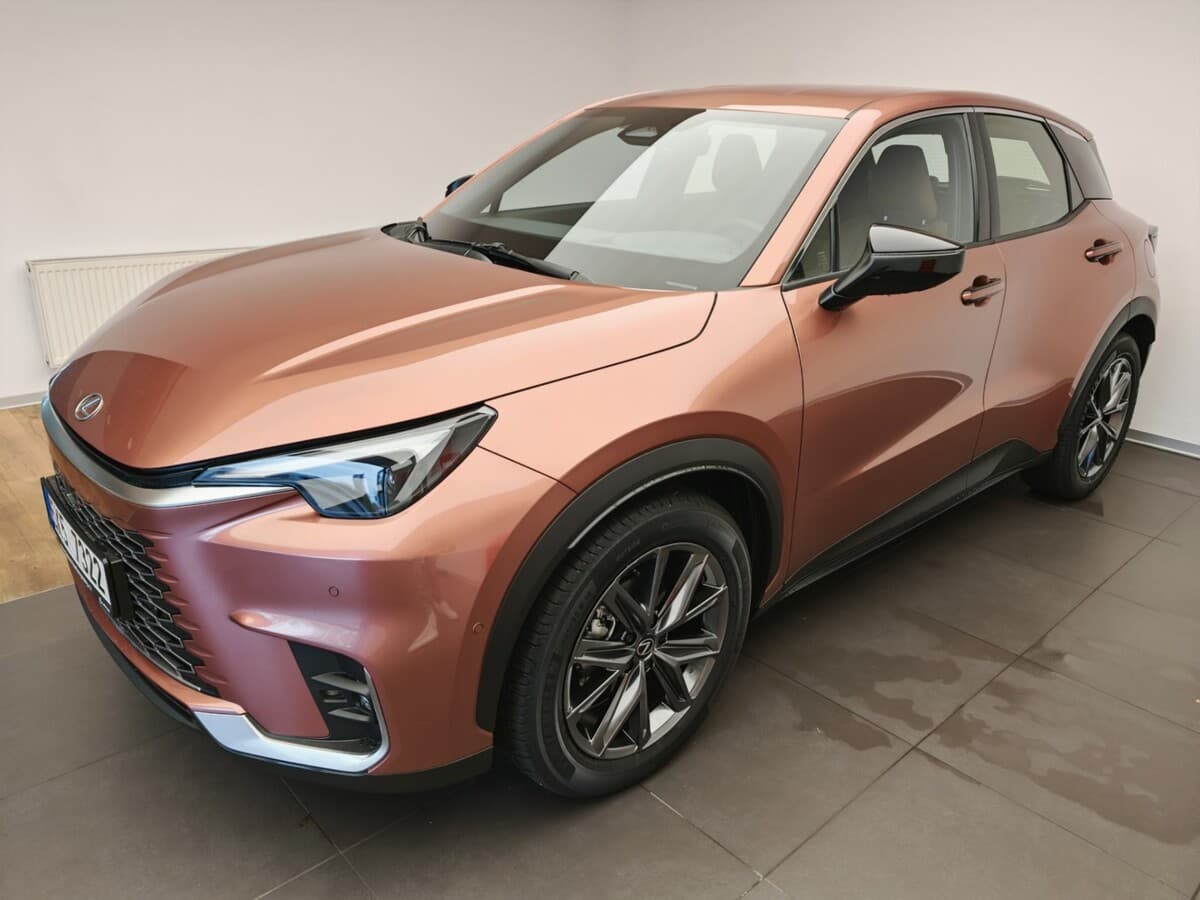 Lexus  LBX RELAX ADVANCED