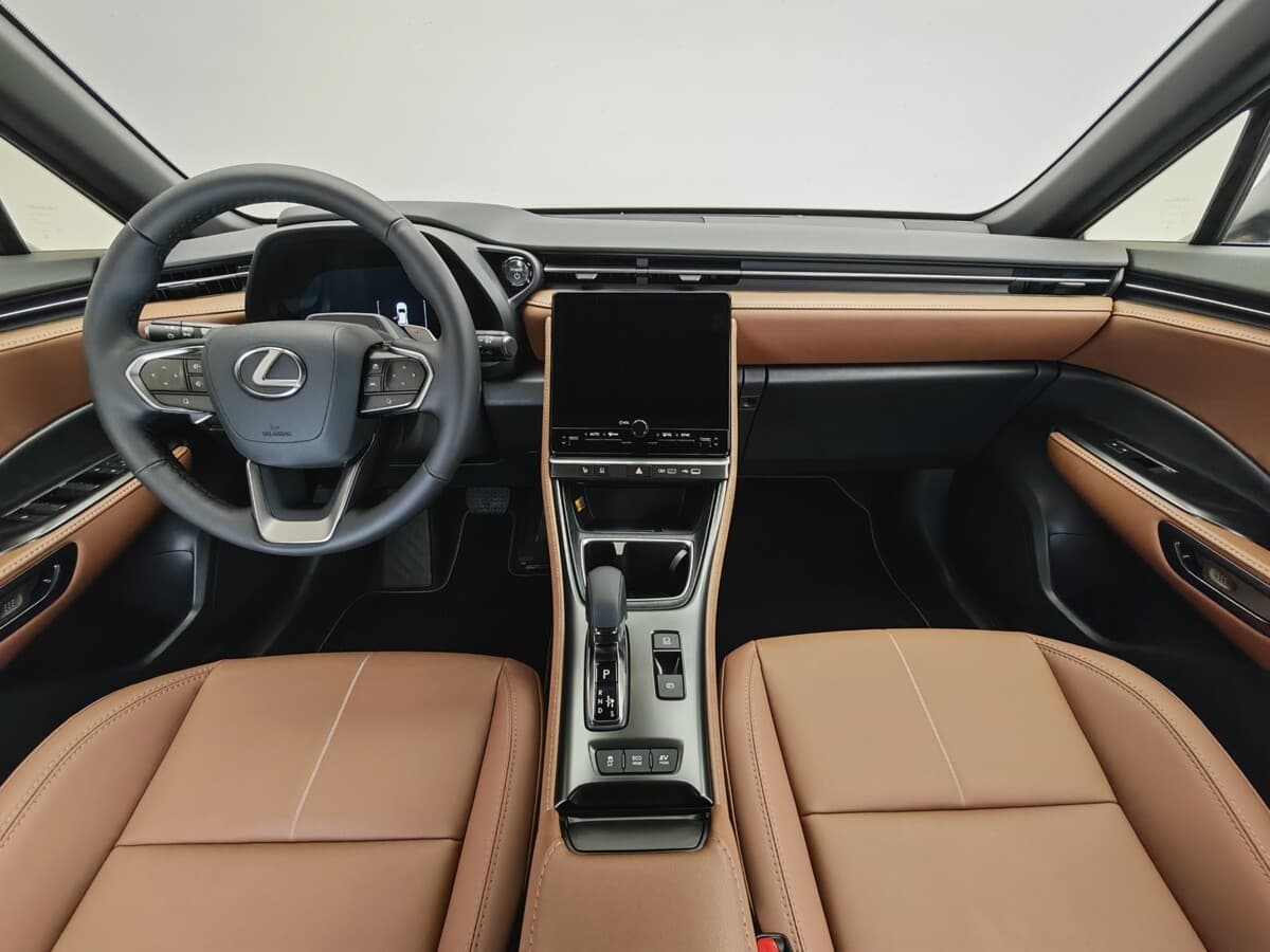 2025 Lexus Ostatní - 15