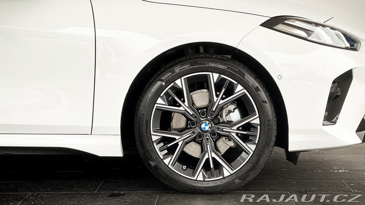 2025 BMW 1-Series - 4