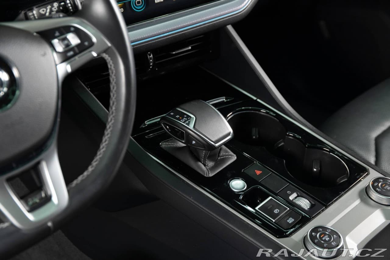 2019 Volkswagen Touareg - 6