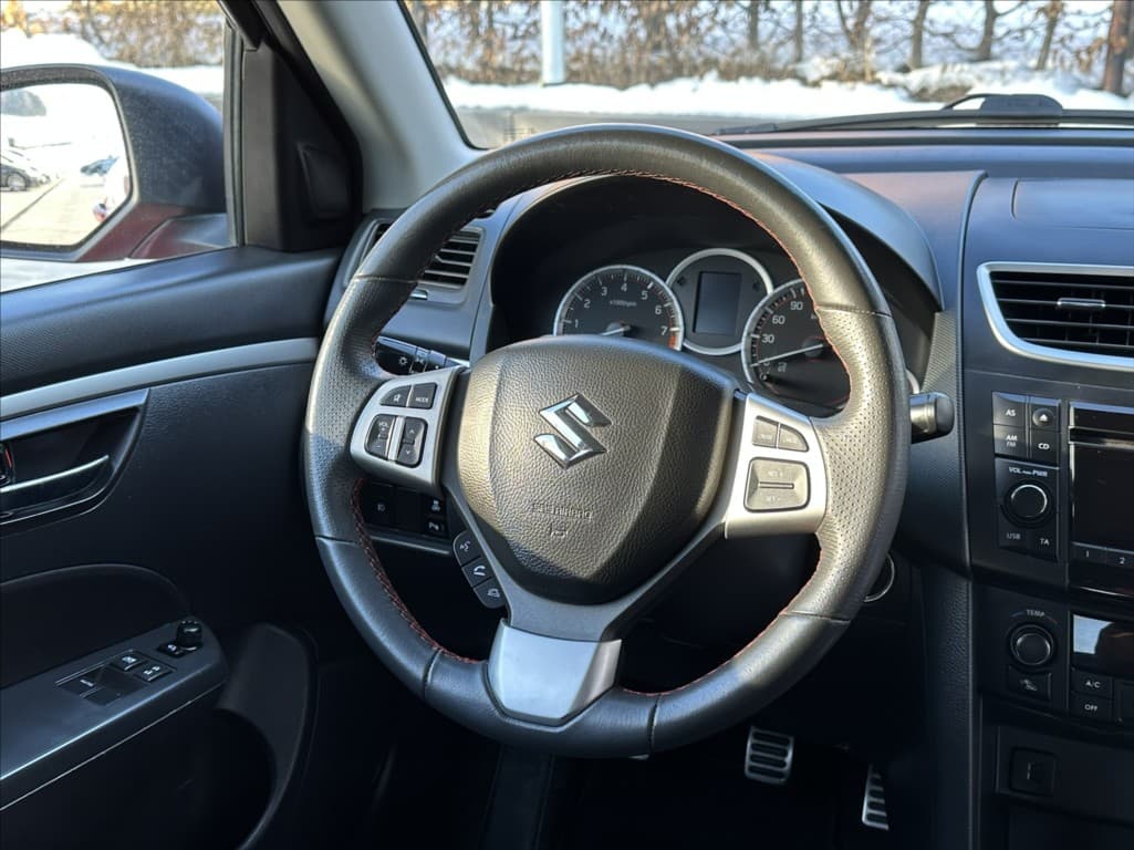 2012 Suzuki Swift - 18