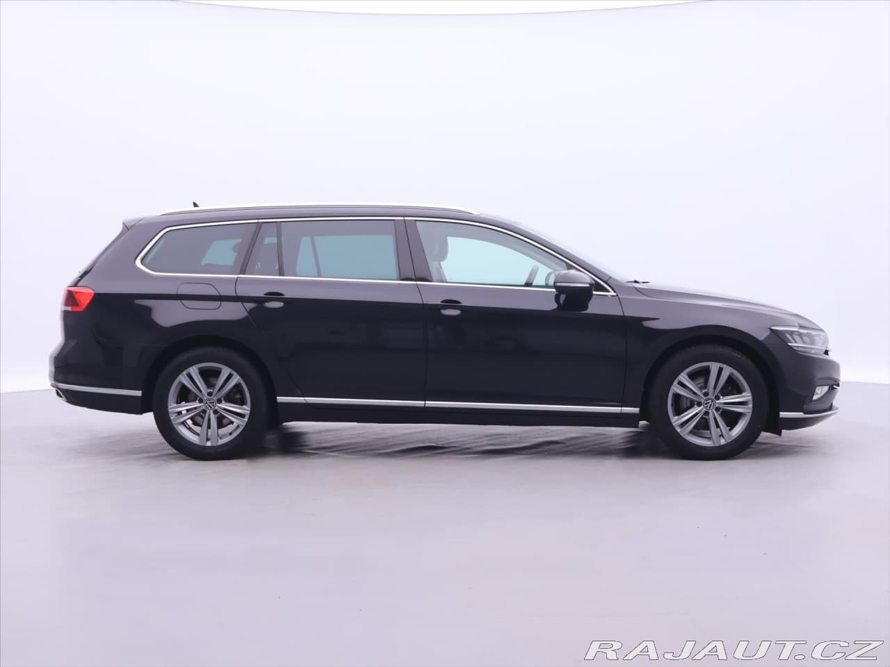 2020 Volkswagen PASSAT - 8