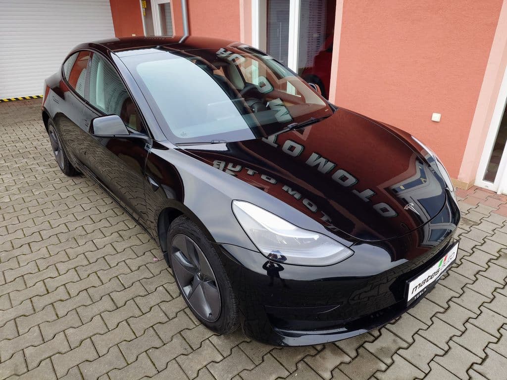 2023 Tesla Model 3 - 4