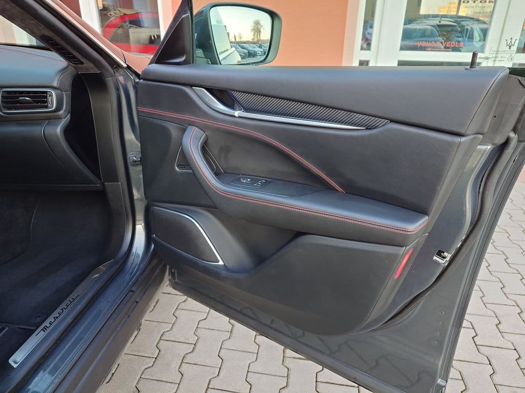 2018 Maserati Levante - 14