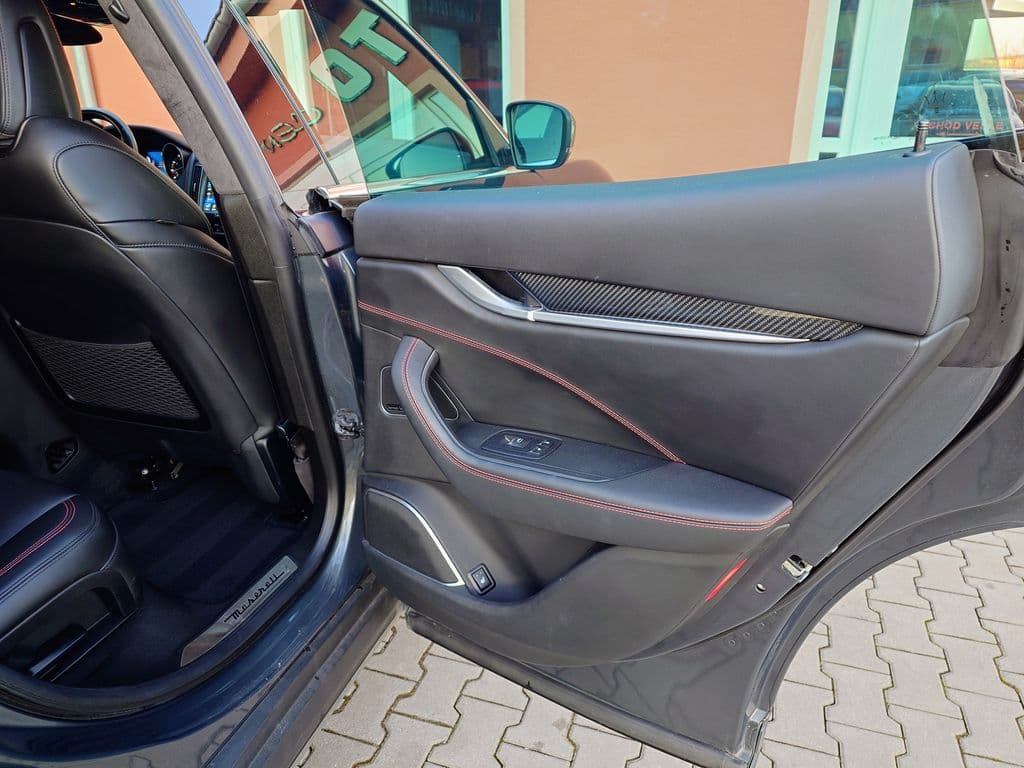 2018 Maserati Levante - 18