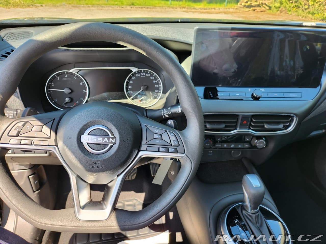 2025 Nissan Juke - 3