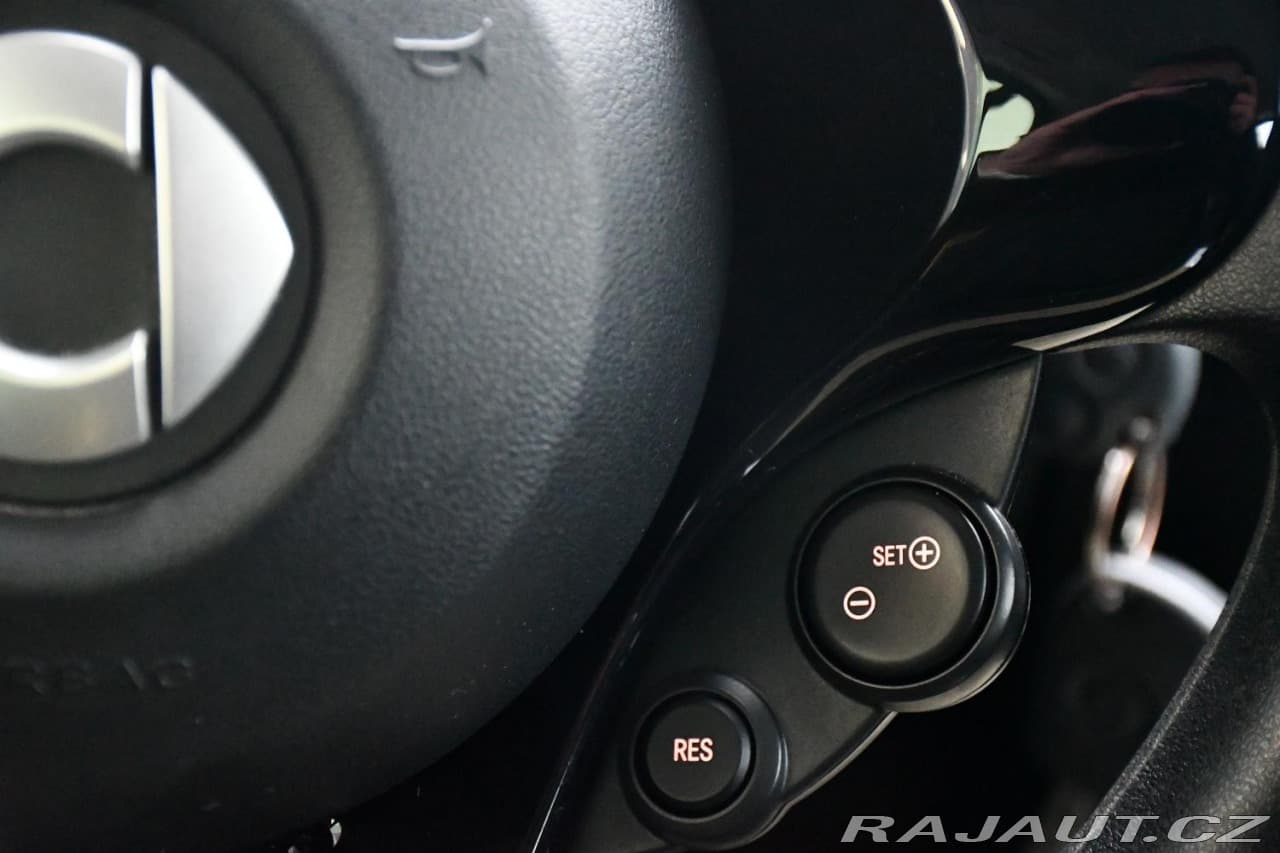 2021 Smart Fortwo - 16